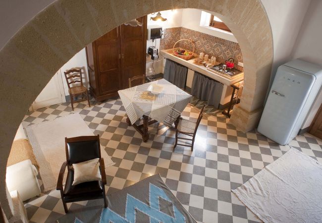 Casa a Buseto Palizzolo - Baglio Maranzano - Titi Casa a Buseto Palizzolo - Baglio Maranzano - Titi