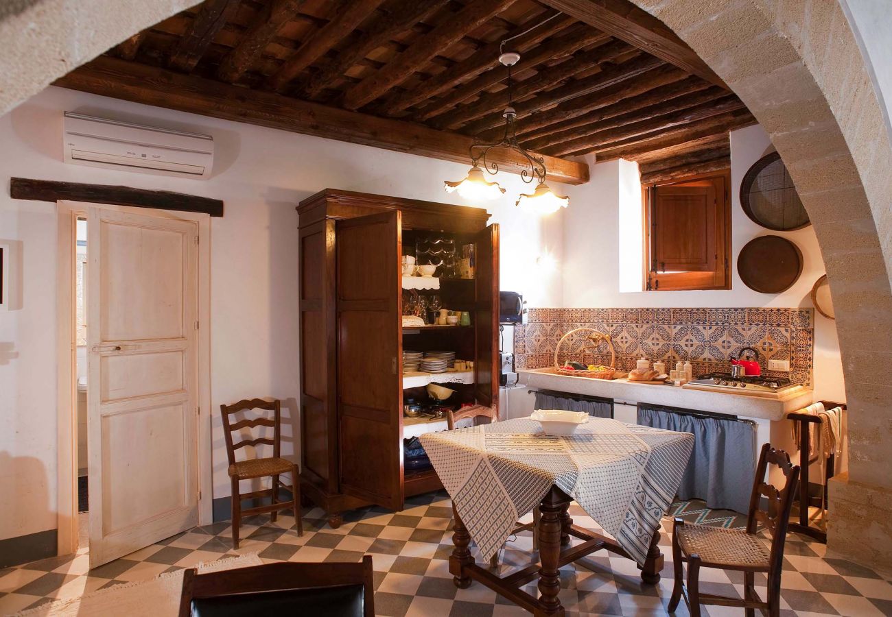 Casa a Buseto Palizzolo - Baglio Maranzano - Titi Casa a Buseto Palizzolo - Baglio Maranzano - Titi