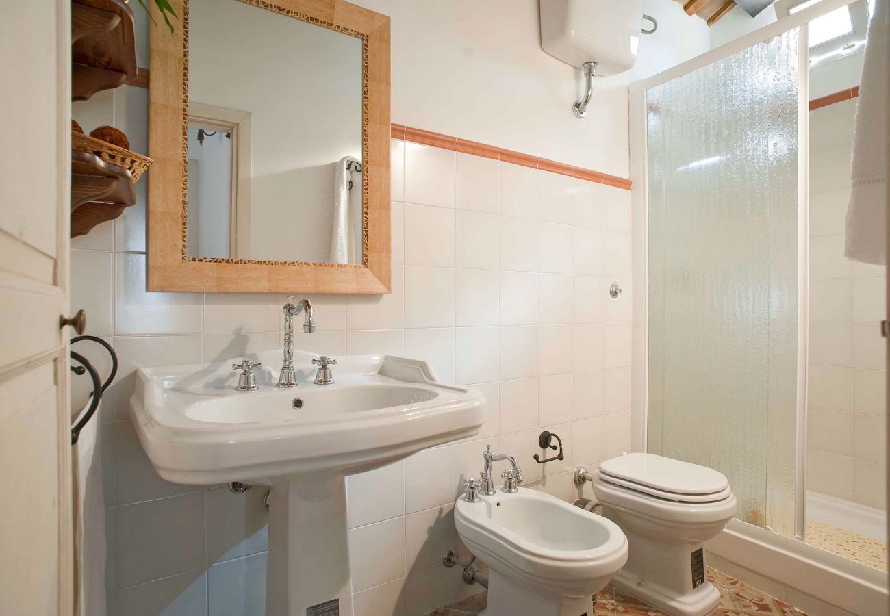 Casa a Buseto Palizzolo - Baglio Maranzano - Titi Casa a Buseto Palizzolo - Baglio Maranzano - Titi