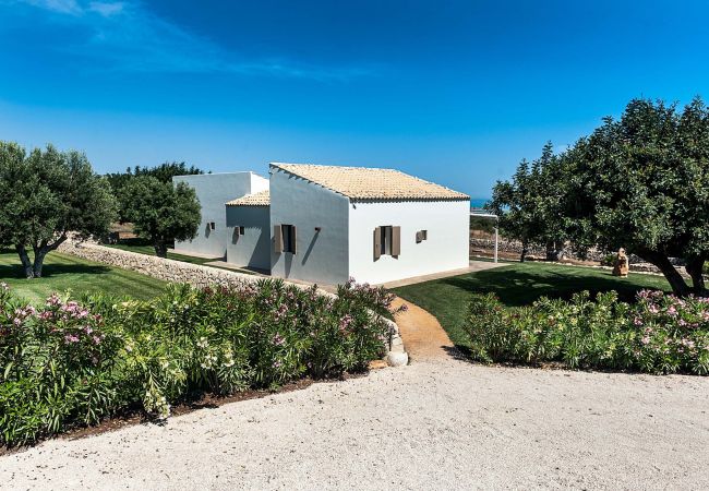 Villa a Scicli - Isla Verde - Carrubi Villa a Scicli - Isla Verde - Carrubi