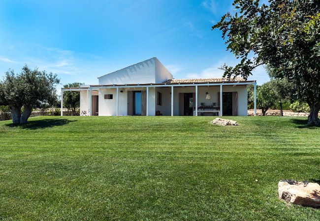 Villa a Scicli - Isla Verde - Ulivi Villa a Scicli - Isla Verde - Ulivi