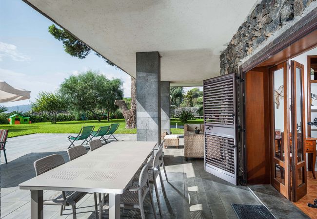 Appartamento a Stazzo - Villa Galatea - Lampara Appartamento a Stazzo - Villa Galatea - Lampara