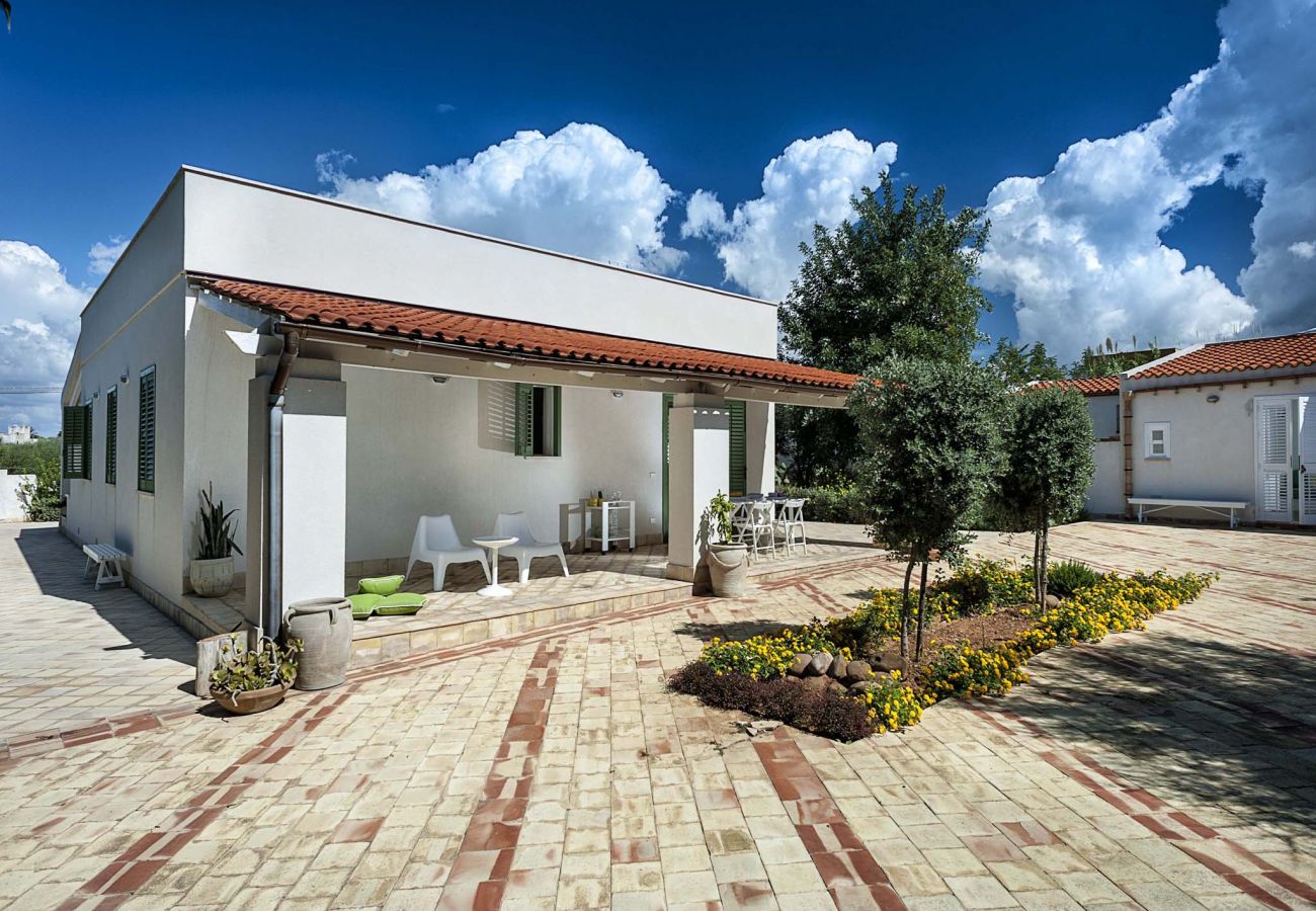 Villa a Mazara del Vallo - Casa Bianca