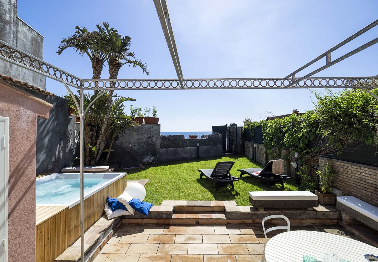 Villa a Santa Tecla di Acireale - Casa Tecla Villa a Santa Tecla di Acireale - Casa Tecla