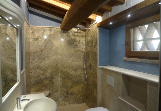 Appartamento a Bucine - Typical, Charming with Chianti View at Marioli Appartamento a Bucine - Typical, Charming with Chianti View at Marioli