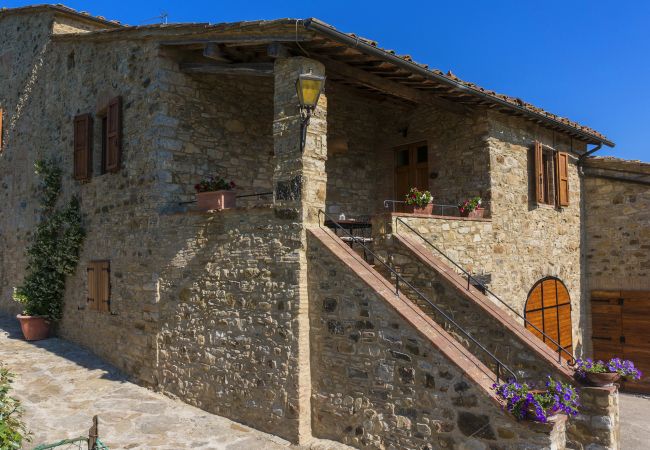 Appartamento a Castellina in Chianti - Il Portico della Rocca in Chianti Appartamento a Castellina in Chianti - Il Portico della Rocca in Chianti