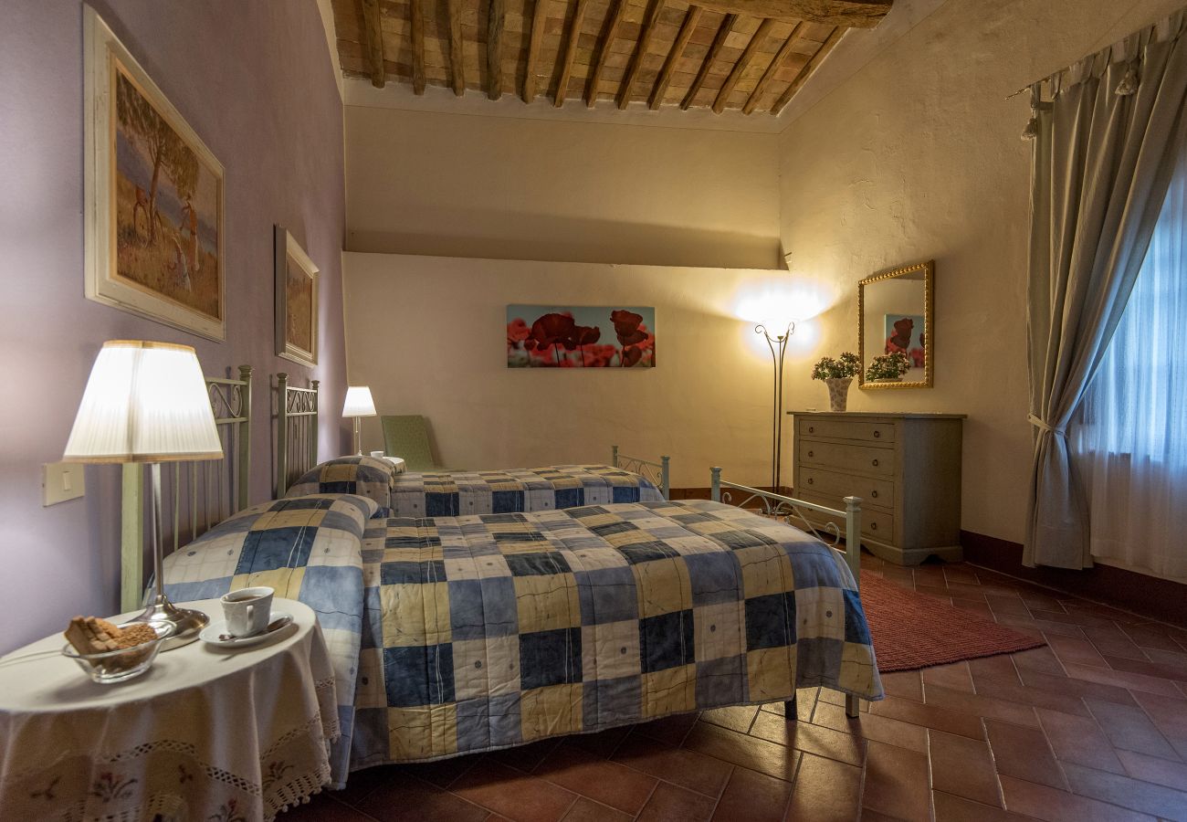 Appartamento a Castellina in Chianti - La Torre della Rocca in Chianti Appartamento a Castellina in Chianti - La Torre della Rocca in Chianti