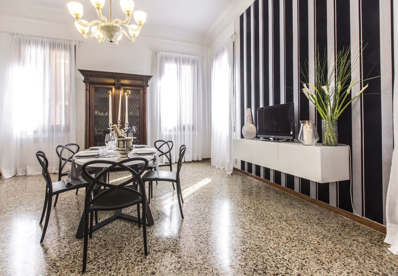 Appartamento a Venezia - Rialto Design Boutique Apartment R&R Appartamento a Venezia - Rialto Design Boutique Apartment R&R