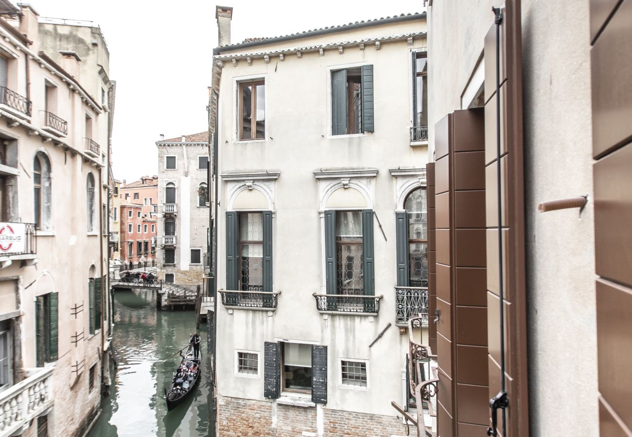 Appartamento a Venezia - Rialto Design Boutique Apartment R&R Appartamento a Venezia - Rialto Design Boutique Apartment R&R