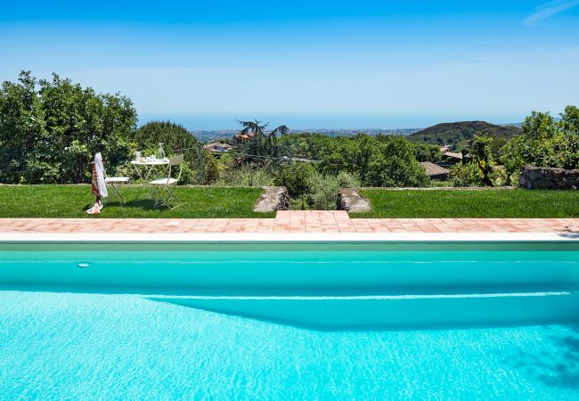 Villa a Trecastagni - La Capinera Villa a Trecastagni - La Capinera