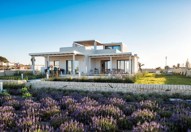 Villa a Noto - San Lorenzo - Ulivo Villa a Noto - San Lorenzo - Ulivo