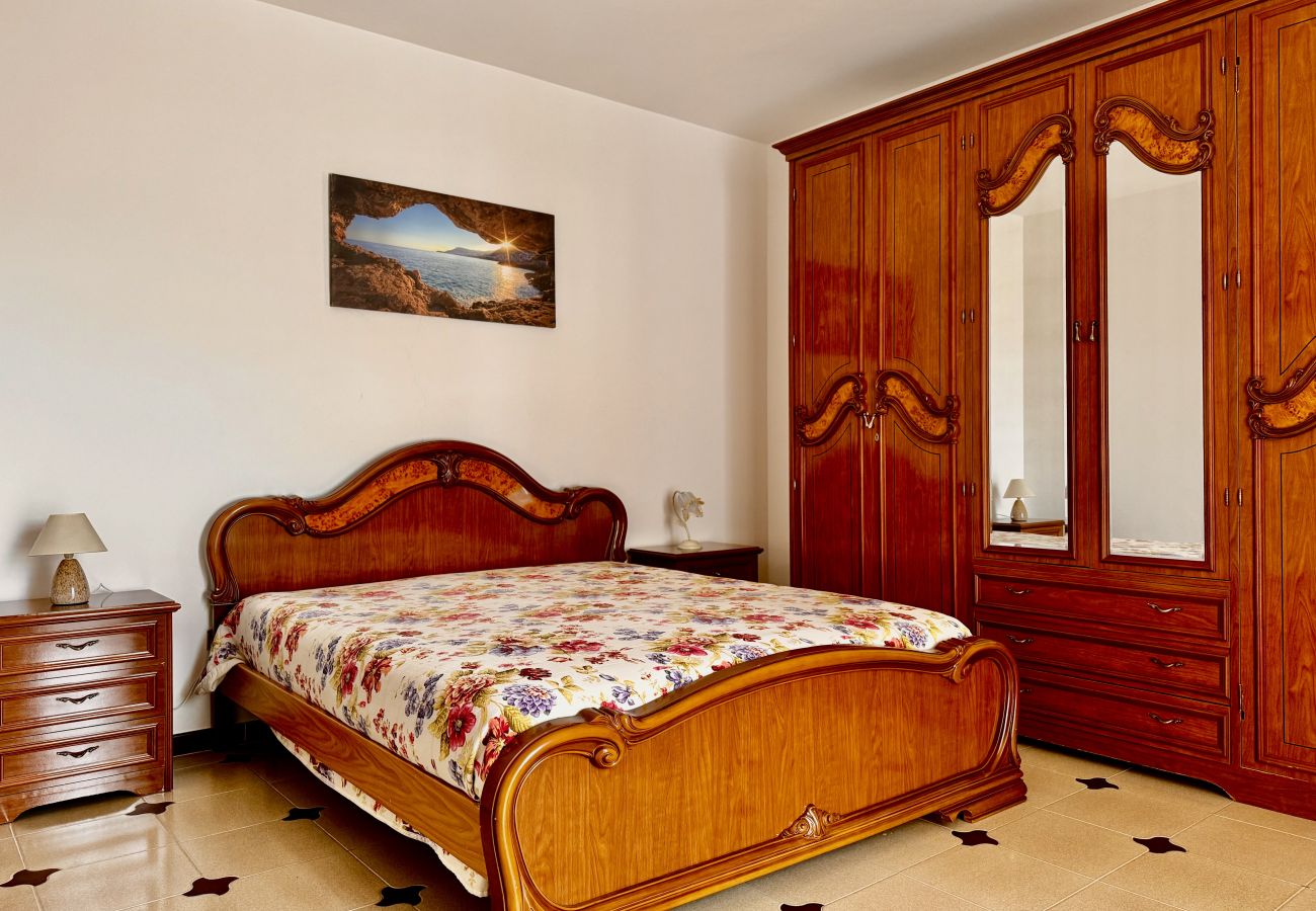 Appartamento a Sperlonga - holidaycasa Leone -con posto auto a 200 mt dal mar Appartamento a Sperlonga - holidaycasa Leone -con posto auto a 200 mt dal mar