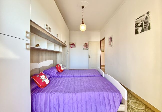 Appartamento a Sperlonga - holidaycasa Joseph - Comodo,nuovo a due passi dal Appartamento a Sperlonga - holidaycasa Joseph - Comodo,nuovo a due passi dal