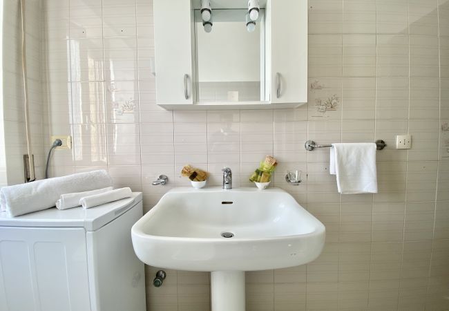 Appartamento a Sperlonga - holidaycasa Joseph - Comodo,nuovo a due passi dal Appartamento a Sperlonga - holidaycasa Joseph - Comodo,nuovo a due passi dal