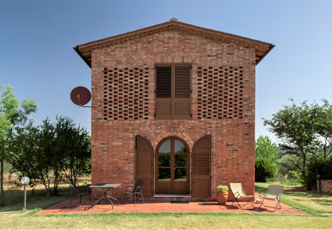 Appartamento a Asciano - Your Agritourism with Charme at Mandorlinovo Appartamento a Asciano - Your Agritourism with Charme at Mandorlinovo