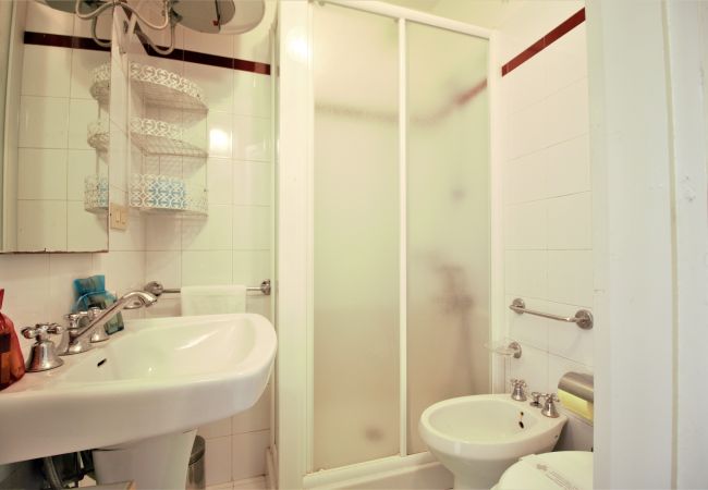 Appartamento a Sperlonga - holidaycasa Tiziana - bilocale con terrazzino Appartamento a Sperlonga - holidaycasa Tiziana - bilocale con terrazzino