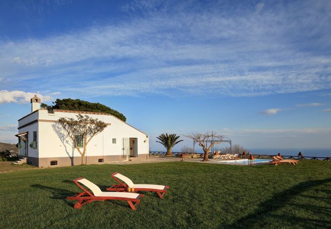 Villa a Massa Lubrense - Casa del Capitano Villa a Massa Lubrense - Casa del Capitano