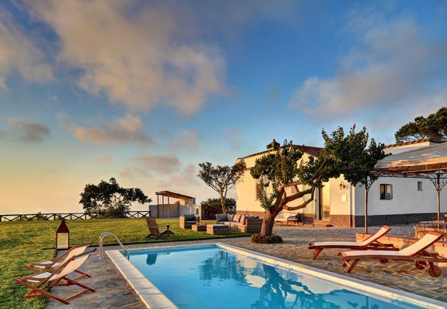 Villa a Massa Lubrense - Casa del Capitano Villa a Massa Lubrense - Casa del Capitano