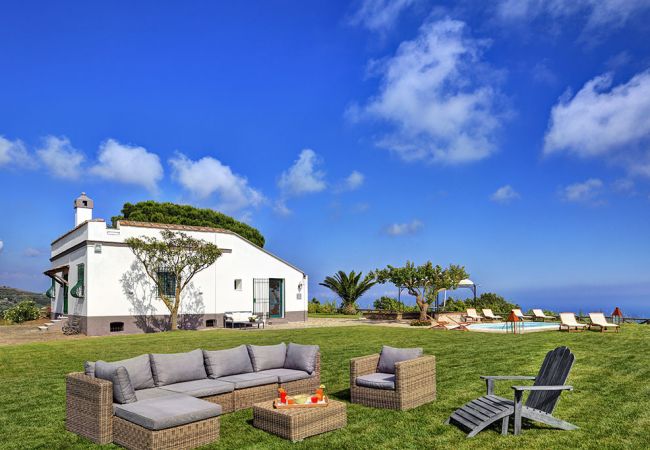 Villa a Massa Lubrense - Casa del Capitano Villa a Massa Lubrense - Casa del Capitano