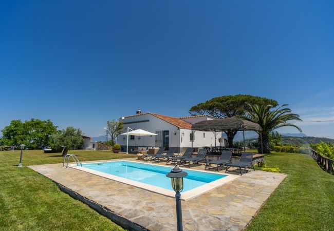 Villa a Massa Lubrense - Casa del Capitano Villa a Massa Lubrense - Casa del Capitano