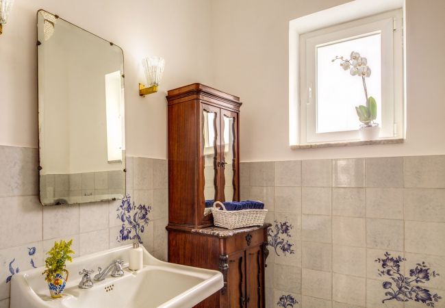 Villa a Massa Lubrense - Casa Bianca Villa a Massa Lubrense - Casa Bianca