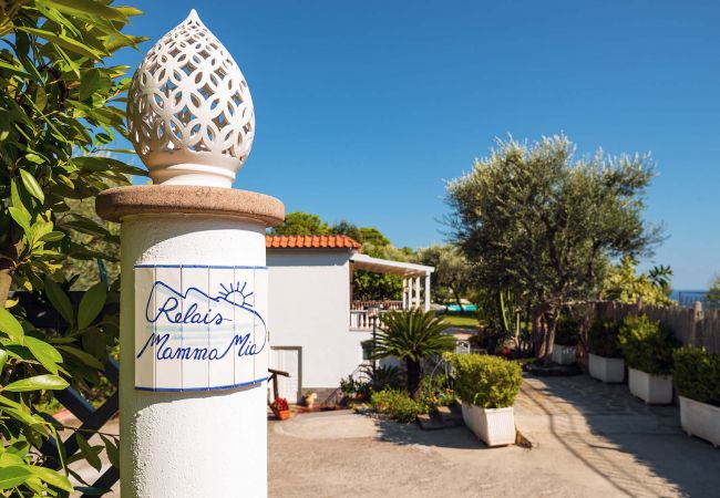 Villa a Massa Lubrense - Relais Mamma Mia Villa a Massa Lubrense - Relais Mamma Mia