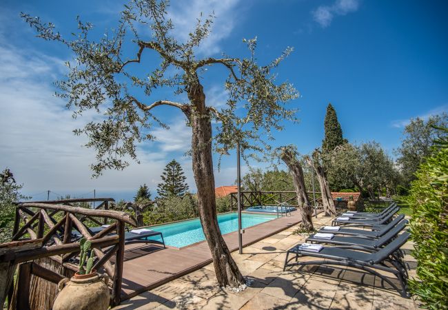 Villa a Massa Lubrense - Villa Aragona Villa a Massa Lubrense - Villa Aragona