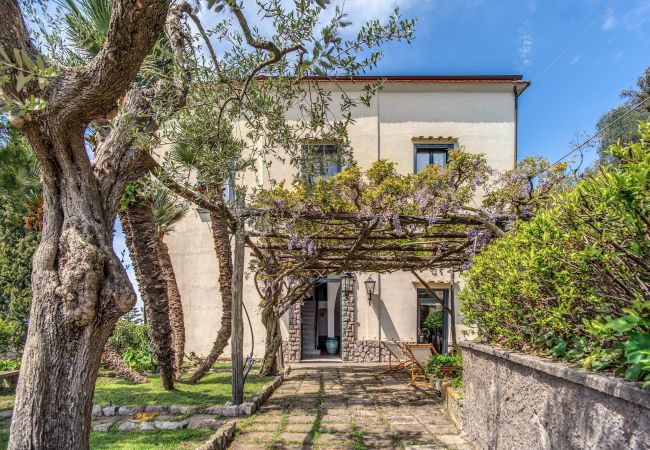 Villa a Massa Lubrense - Villa Aragona Villa a Massa Lubrense - Villa Aragona