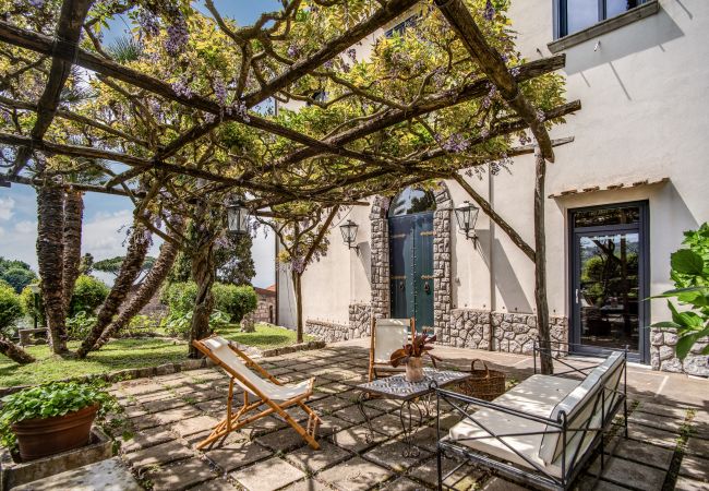 Villa a Massa Lubrense - Villa Aragona Villa a Massa Lubrense - Villa Aragona