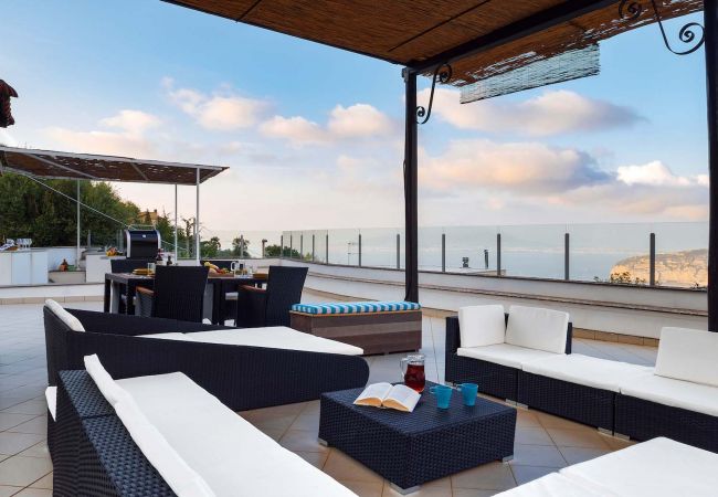 Villa a Sorrento - Villa Milena Villa a Sorrento - Villa Milena