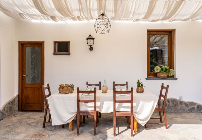 Villa a Massa Lubrense - Villa Mimosa Villa a Massa Lubrense - Villa Mimosa