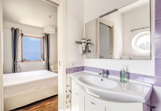 Villa a Massa Lubrense - Villa Mimosa Villa a Massa Lubrense - Villa Mimosa