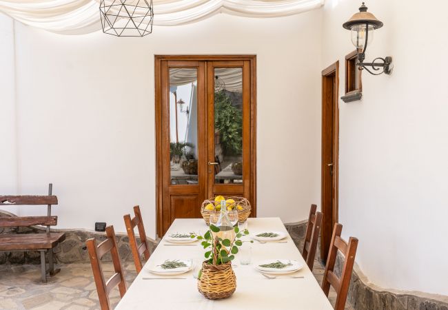 Villa a Massa Lubrense - Villa Mimosa Villa a Massa Lubrense - Villa Mimosa