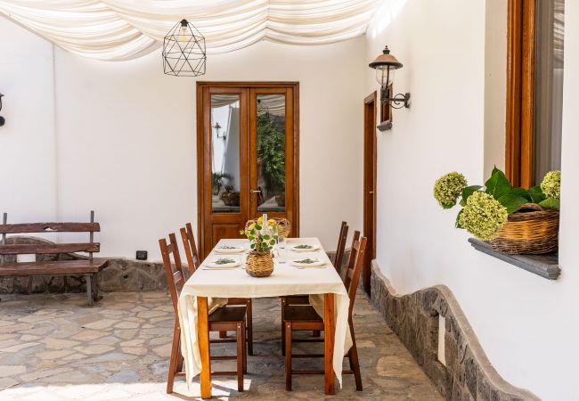 Villa a Massa Lubrense - Villa Mimosa Villa a Massa Lubrense - Villa Mimosa