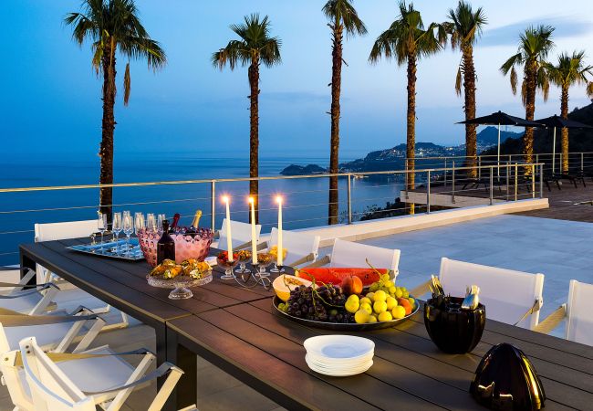 Villa a Letojanni - Villa Alexandra Villa a Letojanni - Villa Alexandra