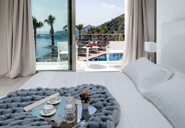 Villa a Letojanni - Villa Alexandra Villa a Letojanni - Villa Alexandra