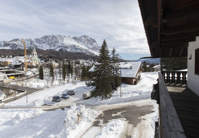 Appartamento a Cortina d´Ampezzo - Dolomiti Sweet Lodge R&R Appartamento a Cortina d´Ampezzo - Dolomiti Sweet Lodge R&R