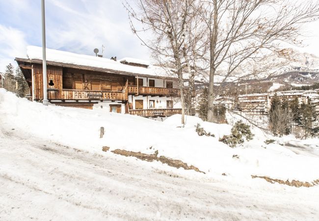 Appartamento a Cortina d´Ampezzo - Dolomiti Sweet Lodge R&R Appartamento a Cortina d´Ampezzo - Dolomiti Sweet Lodge R&R