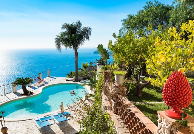 Villa a Taormina - Villa Luce