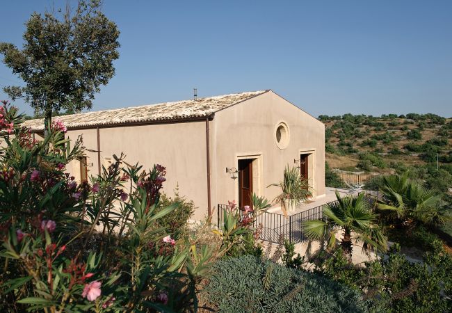 Casa a Donnafugata - Corte Iblea - Terrazza Camarina Casa a Donnafugata - Corte Iblea - Terrazza Camarina