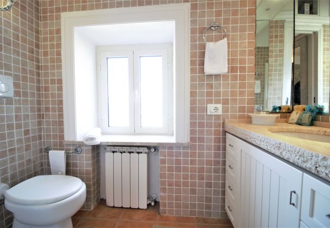 Appartamento a Sperlonga - Holidaycasa Brandy-Con terrazzo sul mare Appartamento a Sperlonga - Holidaycasa Brandy-Con terrazzo sul mare