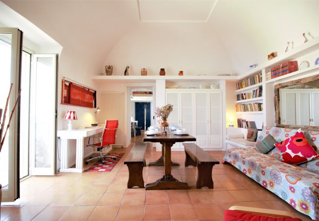 Appartamento a Sperlonga - Holidaycasa Brandy-Con terrazzo sul mare Appartamento a Sperlonga - Holidaycasa Brandy-Con terrazzo sul mare