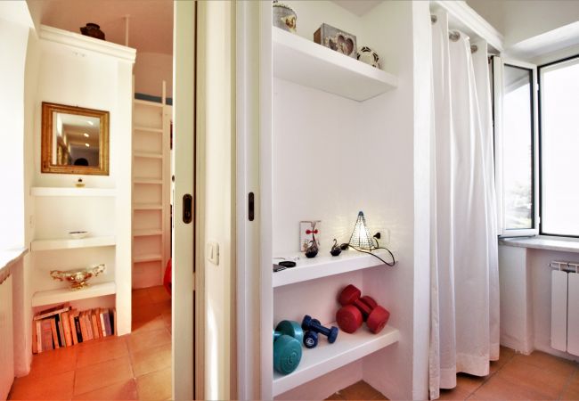 Appartamento a Sperlonga - Holidaycasa Brandy-Con terrazzo sul mare Appartamento a Sperlonga - Holidaycasa Brandy-Con terrazzo sul mare