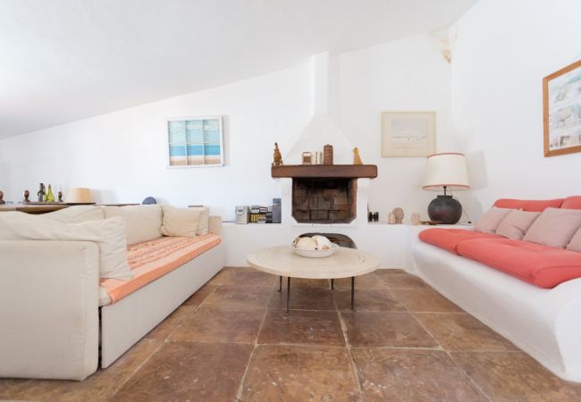 Appartamento a Sperlonga - holidaycasa Mirella - Nel cuore del centro storico Appartamento a Sperlonga - holidaycasa Mirella - Nel cuore del centro storico