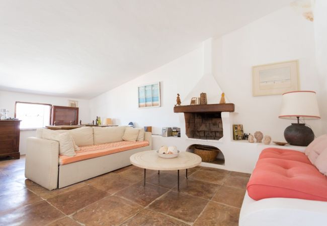 Appartamento a Sperlonga - holidaycasa Mirella - Nel cuore del centro storico Appartamento a Sperlonga - holidaycasa Mirella - Nel cuore del centro storico