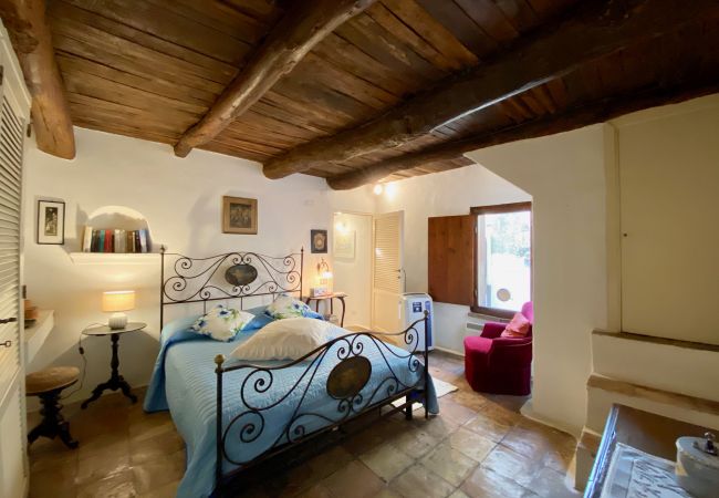 Appartamento a Sperlonga - holidaycasa Mirella - Nel cuore del centro storico Appartamento a Sperlonga - holidaycasa Mirella - Nel cuore del centro storico