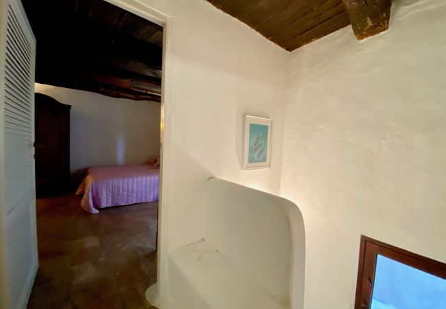 Appartamento a Sperlonga - holidaycasa Mirella - Nel cuore del centro storico Appartamento a Sperlonga - holidaycasa Mirella - Nel cuore del centro storico