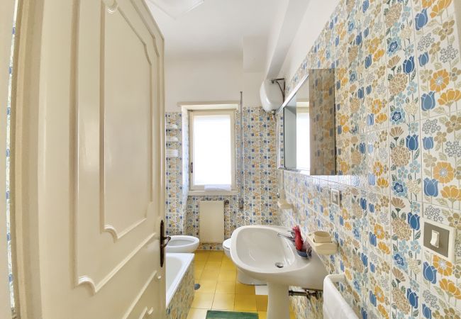 Appartamento a Sperlonga - holidaycasa Clorinda - Garage e giardino a 200 mt Appartamento a Sperlonga - holidaycasa Clorinda - Garage e giardino a 200 mt