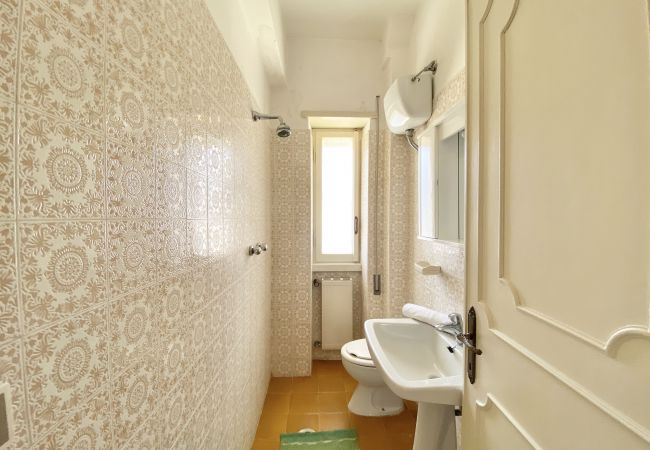 Appartamento a Sperlonga - holidaycasa Clorinda - Garage e giardino a 200 mt Appartamento a Sperlonga - holidaycasa Clorinda - Garage e giardino a 200 mt