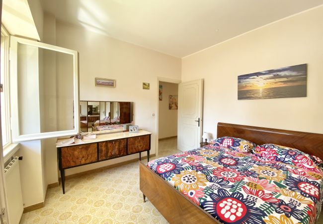 Appartamento a Sperlonga - holidaycasa Clorinda - Garage e giardino a 200 mt Appartamento a Sperlonga - holidaycasa Clorinda - Garage e giardino a 200 mt